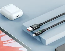 Кабель McDodo CA-2700 Lightning - USB черный, LED, 1,2м